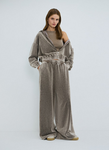 Велюровые брюки с эффектом стирки, Бежевый