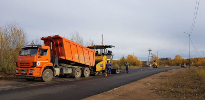 Улучшение транспортной инфраструктуры в руках дорожников /  Алдан Алданский 