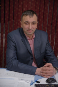 Кто «шьёт» гранитную «одежду» для алданских дорог /  Алдан Алданский Республика Саха (Якутия)