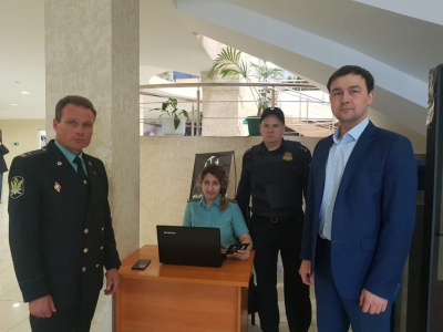 ТРК «Чудо-парк» ООО «Ассоциация строителей АЯМ» стал стартовой площадкой для всероссийской акции "Узнай о своих долгах" /  Алдан Алданский 