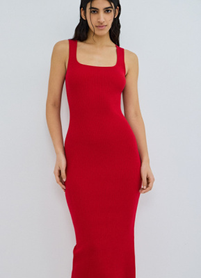Вязаное платье в рубчик, Красный