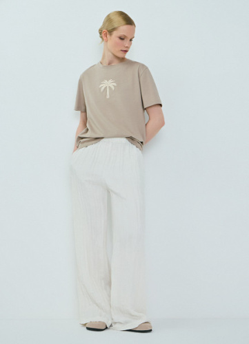 Футболка с вышивкой, Бежевый