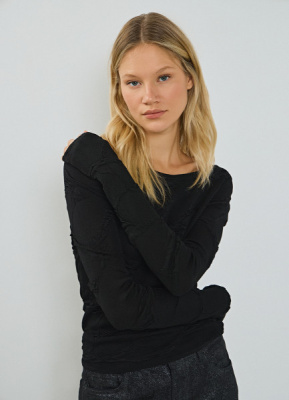 Джемпер с эффектом жатости, Черный