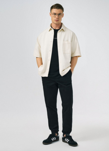 Джоггеры из твила, Черный