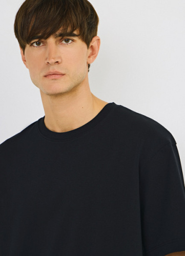 Базовая футболка, Черный