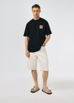 Футболка с арт-принтом, Черный