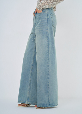 Широкие джинсы с поясом, Голубой