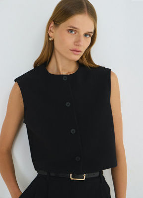 Укороченный жилет, Черный