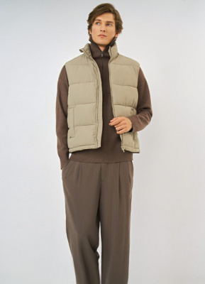 Стёганый утеплённый жилет с воротником-стойкой, Бежевый