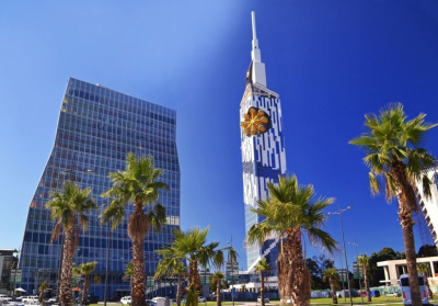 Мас-рестлинг на берегу Черного моря. /    Город Москва