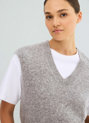 Укороченный вязаный жилет, Серый