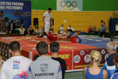 Итоги первого дня соревнования среди юниоров и юниорок. Фото /    Город Санкт-Петербург