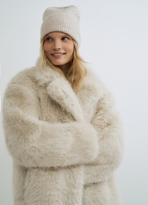 Вязаная шапка с отворотом, Бежевый