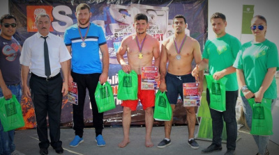 Мас-рестлинг охватывает регионы Азербайджана /    