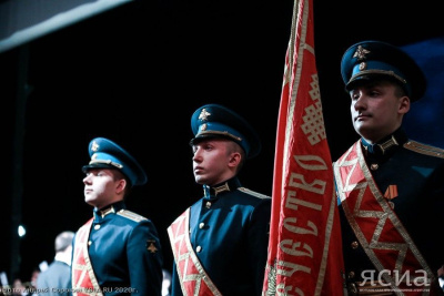 Россиян ожидает короткая рабочая неделя / ЯСИА   