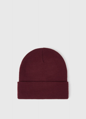 Шапка с отворотом, Красный