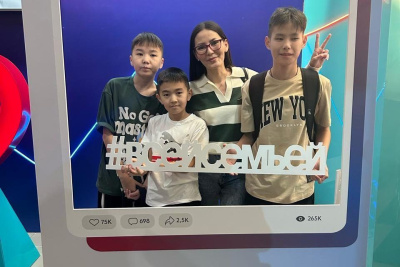 Десять семей получили призы на площадке проекта «Всей семьей» на «Муус устар» / ЯСИА   