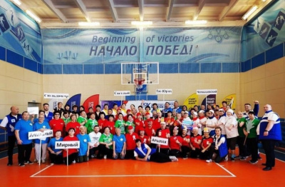 «Нам года – не беда!»: заряд положительных эмоций /    