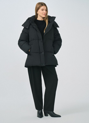 Утеплённая куртка с капюшоном, Черный