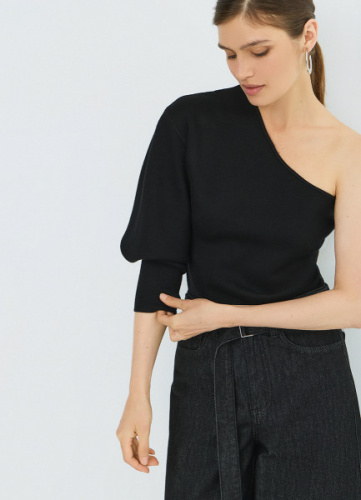 Джемпер с асимметричным вырезом, Черный