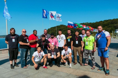 На остров Русский прибыла первая группа силачей  /    Город Москва