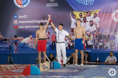 Итоги Первенства России по мас-рестлингу среди юношей и девушек в Чебоксарах  /    Город Москва