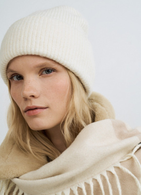Вязаная шапка, Бежевый