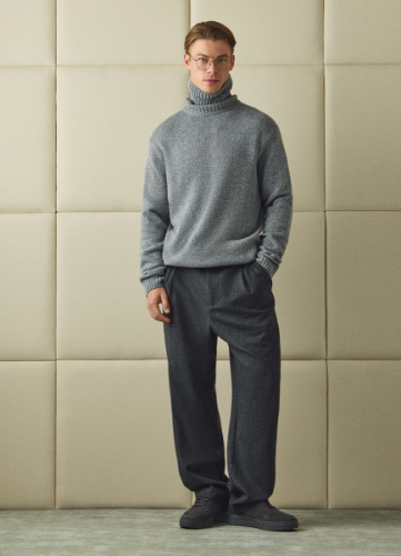 Свитер с содержанием шерсти, Серый