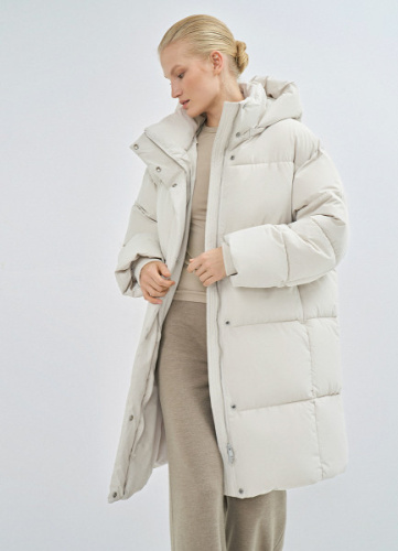 Длинный стёганый пуховик с капюшоном, Бежевый