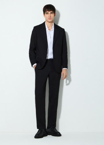 Однобортный пиджак, Черный