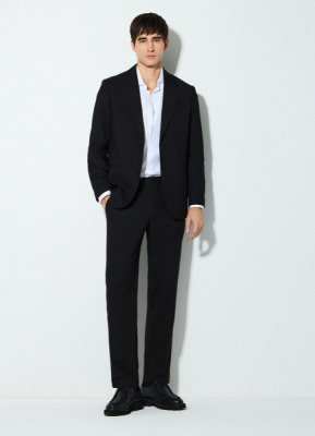 Однобортный пиджак, Черный