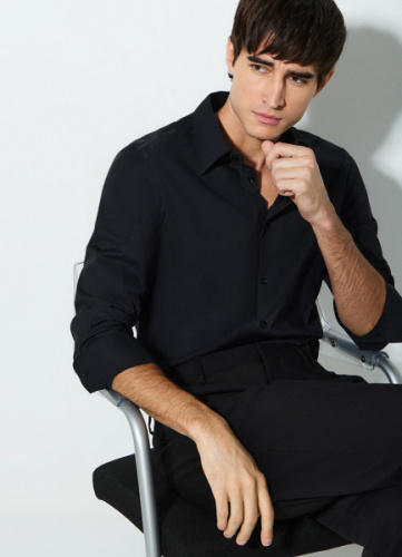 Рубашка с острым воротником, Черный
