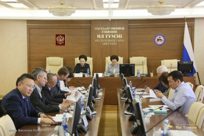 В Ил Тумэне обсудили целевую подготовку специалистов в вузах Якутии / Ольга Старостина   Республика Саха (Якутия)