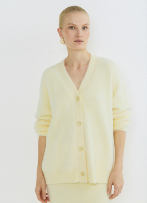 Кардиган из пушистой пряжи на пуговицах, Желтый