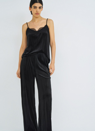 Бархатные брюки, Черный