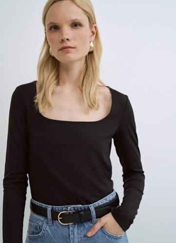 Лонгслив с квадратным вырезом, Черный