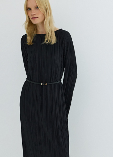 Трикотажное платье с ремнём, Черный