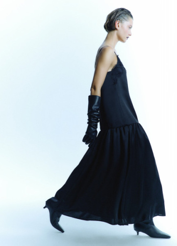 Платье с расклёшенной юбкой и кружевом, Черный