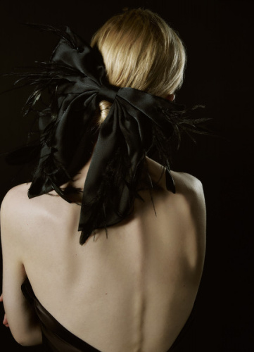 Заколка-бант с натуральными перьями, Черный