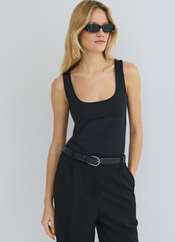 Топ с широкими бретелями, Черный