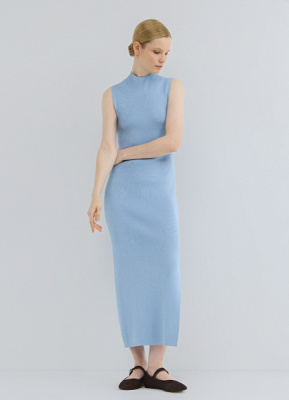 Вязаное платье в рубчик с воротником-стойкой, Голубой