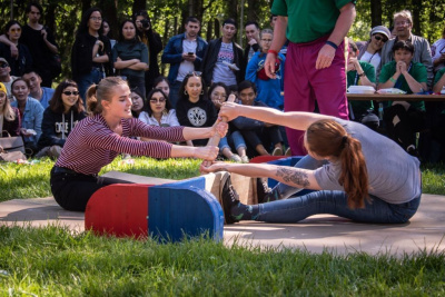 В Питере во время Ысыаха провели соревнования по мас-рестлингу / Лена Томская  Алданский Город Санкт-Петербург