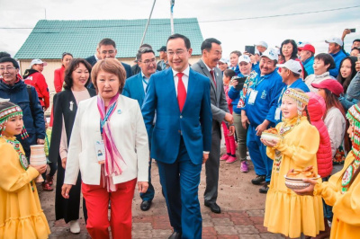 Глава Якутии открыл многофункциональный спортивный зал для адаптивных видов спорта в селе Бетюнцы / ЯСИА   Республика Саха (Якутия)