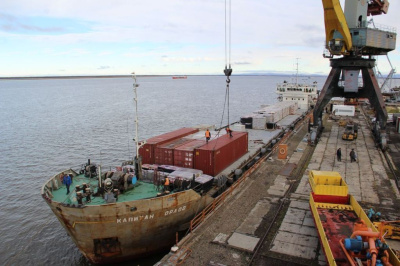 Арктическая навигация: Особое внимание уделяется доставке топливно-энергетических ресурсов / Аркадий Васильев   