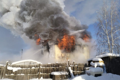 В Намцах при пожаре в частном доме пострадал человек / ЯСИА   