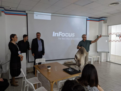 Участники Северного форума познакомились с опытом бизнеса в оленеводстве и рыболовстве / ЯСИА   