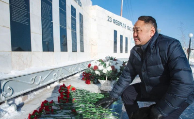 Депутаты Ил Тумэна и Якутской городской Думы почтили память погибших воинов / ЯСИА   