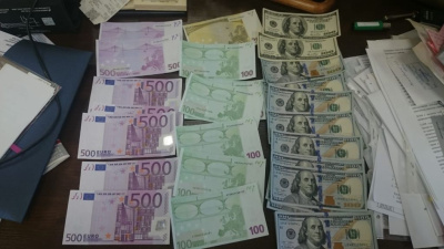 В Якутском СПИД-центре провели обыск. Изъяты документы и денежные средства / ЯСИА   Республика Саха (Якутия)