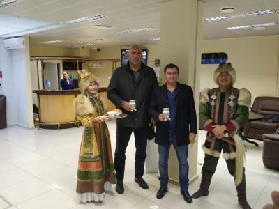 ФОТОФАКТ. В Якутск приехал Николай Валуев / ЯСИА   Республика Саха (Якутия)