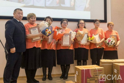 В Якутске завершился конкурс по пошиву одежды для участников СВО «Илии сылааһа-2024» / Майя Гоголева Якутск Якутск Республика Саха (Якутия)